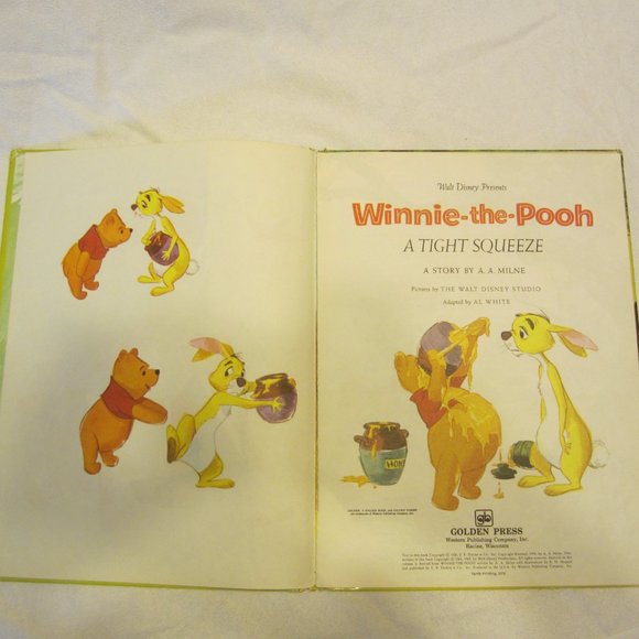 VTG 1972 DISNEY'S WINNIE-THE-POOH, A TIGHT SQUEEZE, GOLDEN BOOK - Picture 3 of 5